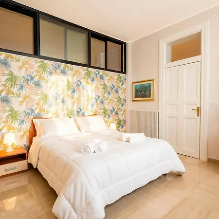 2 Bedrooms Penthouse In The Center Apartamento