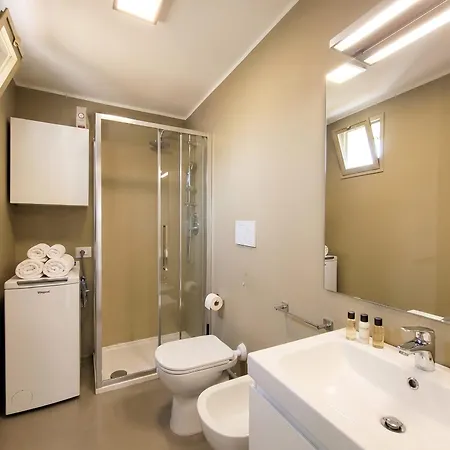2 Bedrooms Penthouse In The Center Bari